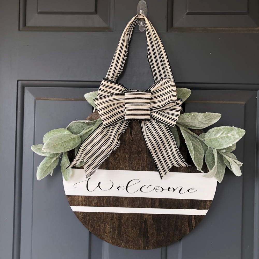 Door hanger
